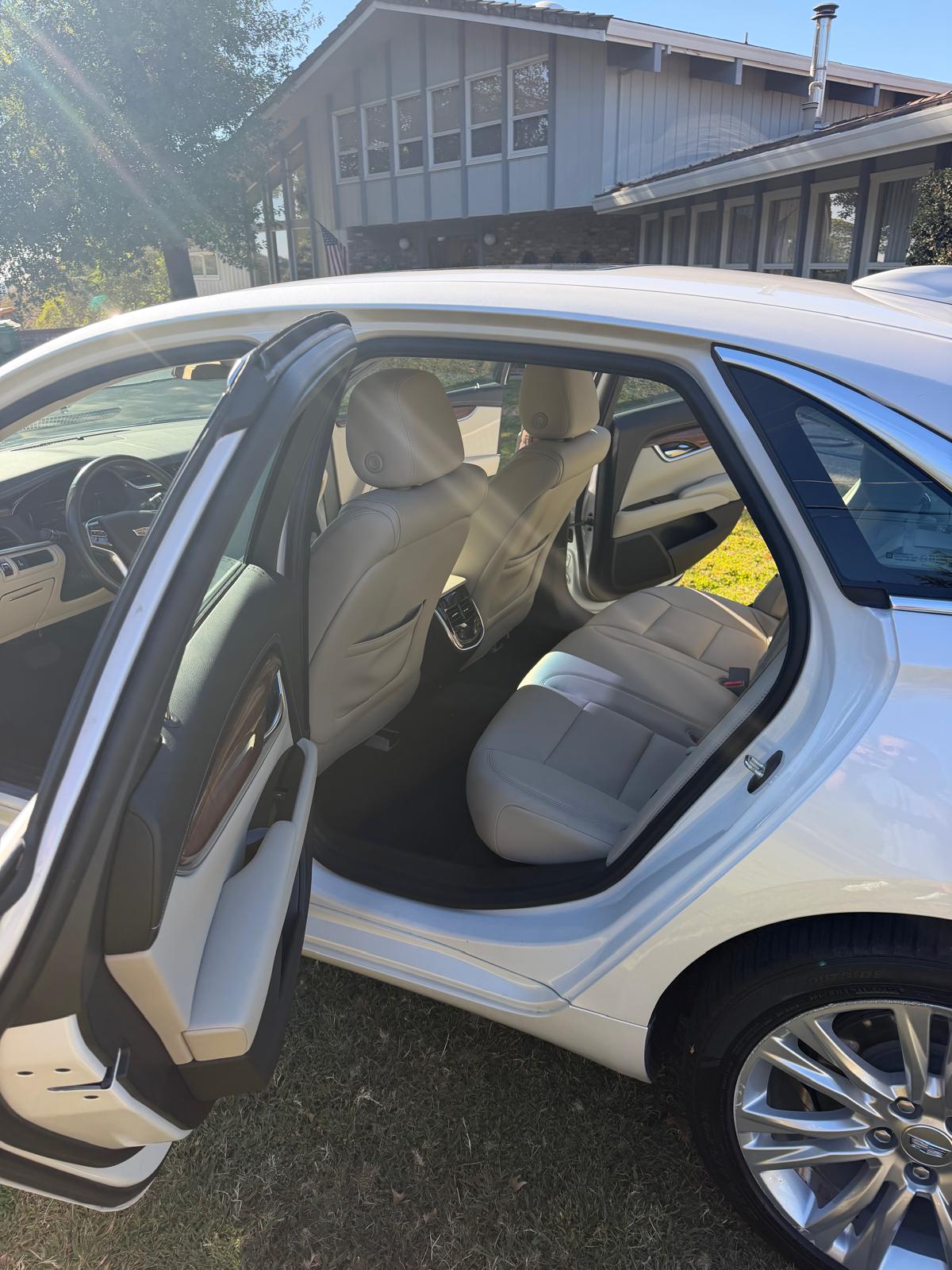 Used 2019 Cadillac XTS Luxury w/ Driver Awareness Package FWD image 12