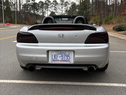 Used 2003 Honda S2000 image 6