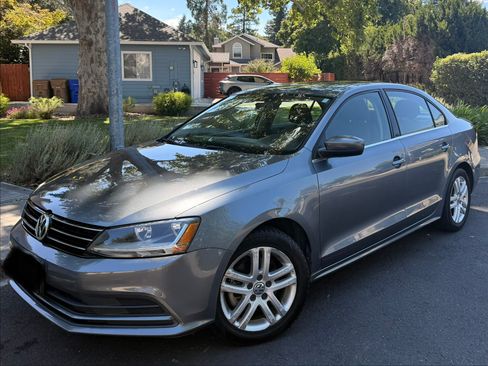 Used 2017 Volkswagen Jetta S FWD image 1