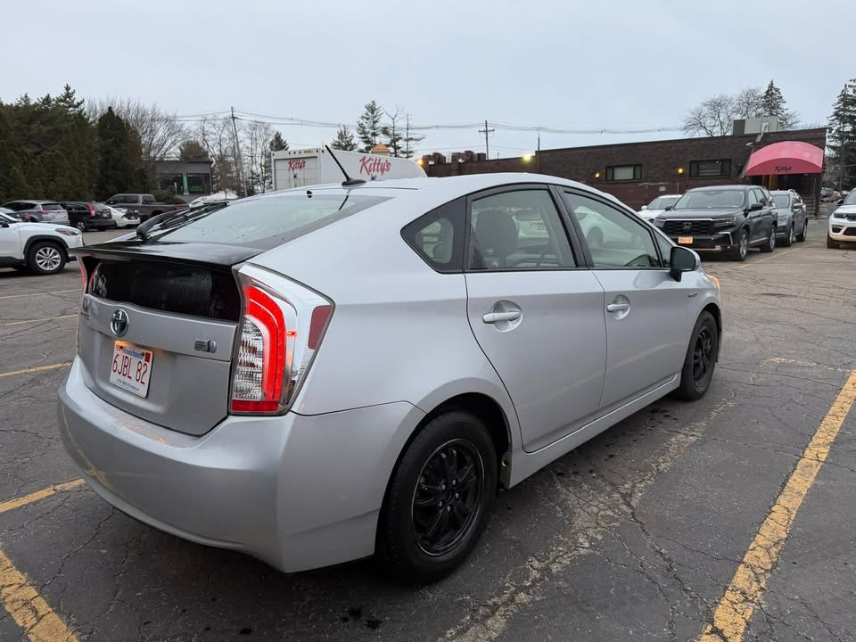 Used 2015 Toyota Prius Three FWD image 6