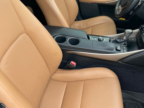 Used 2014 Lexus IS 250 AWD image 15