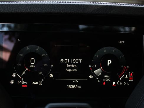 Used 2025 GMC Yukon Denali w/ Denali Reserve Package AWD/4WD image 15