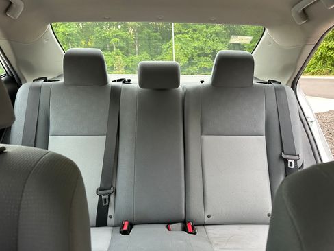 Used 2014 Toyota Corolla L image 9