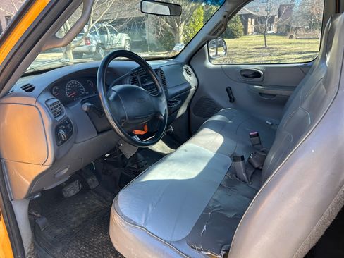 Used 2000 Ford F150 4x4 Regular Cab image 10