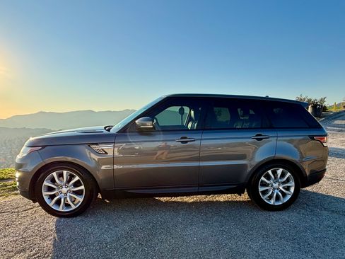 Used 2016 Land Rover Range Rover Sport HSE image 5