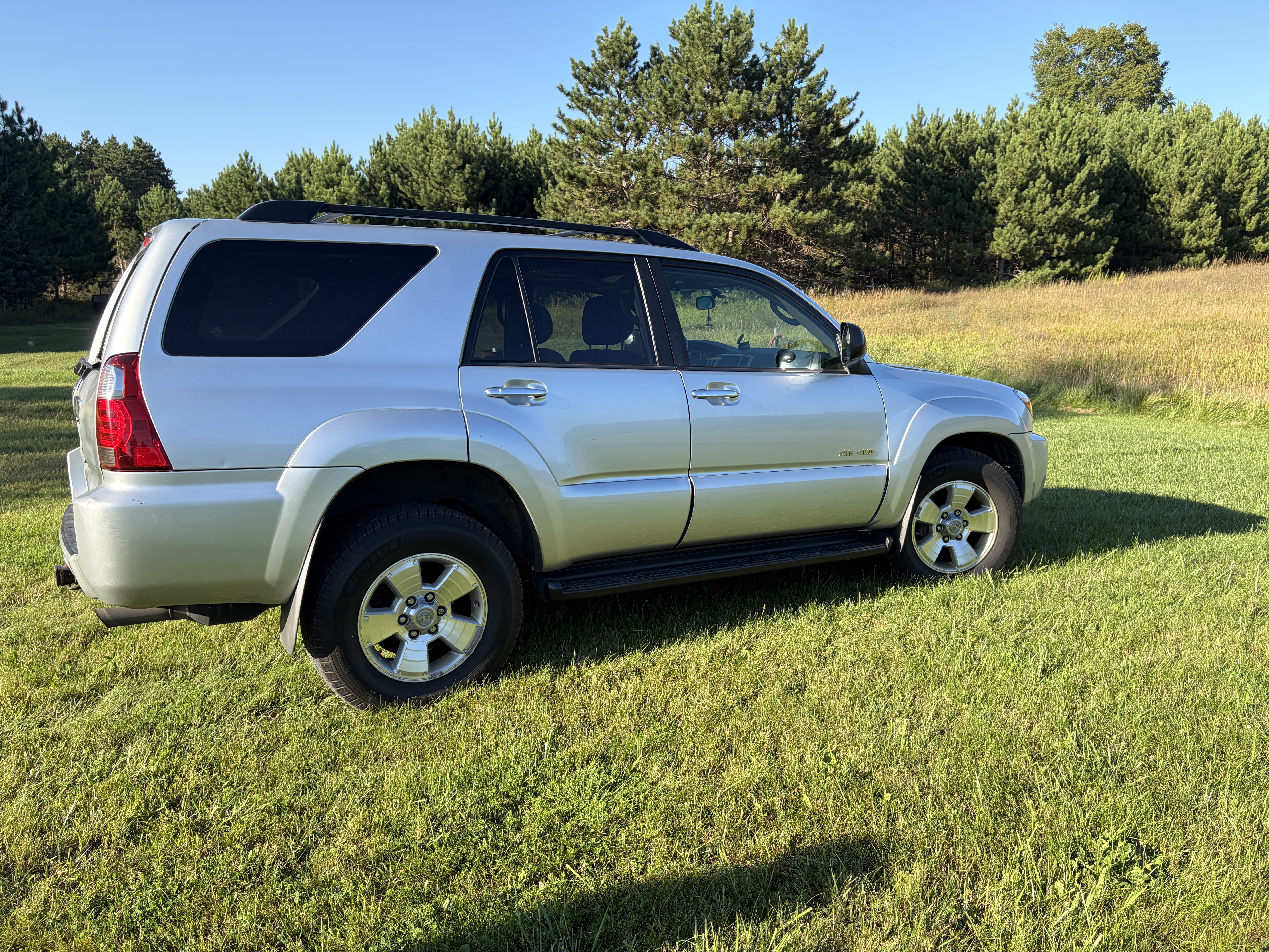 Used 2009 Toyota 4Runner Sport AWD/4WD image 2