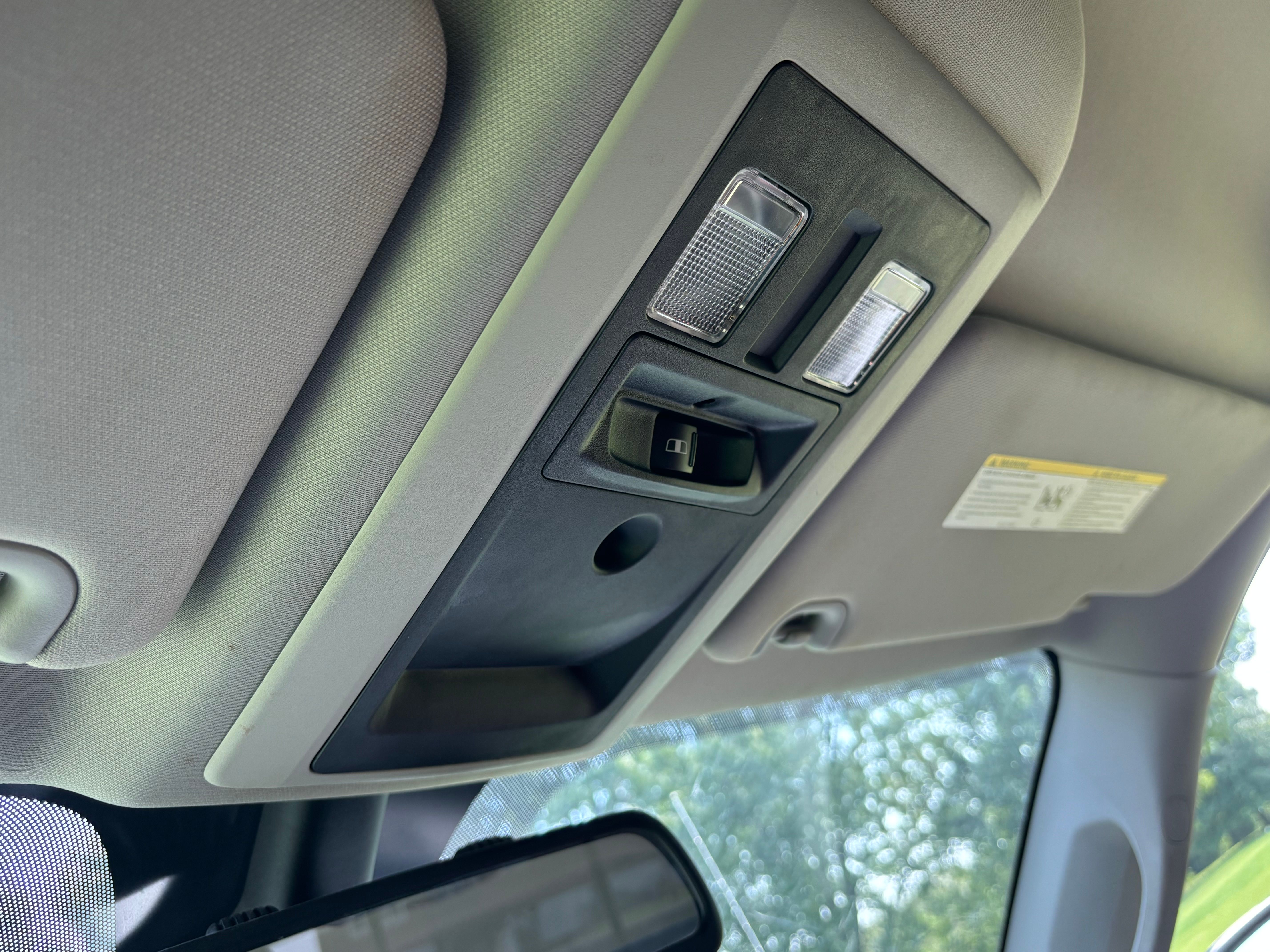 Used 2015 RAM 1500 Classic SLT AWD/4WD image 12