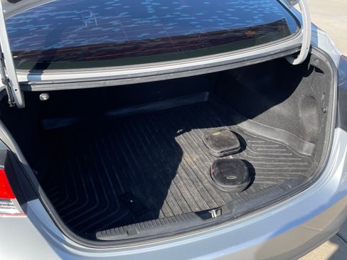 Used 2013 Hyundai Elantra Limited w/ Technology Pkg image 10