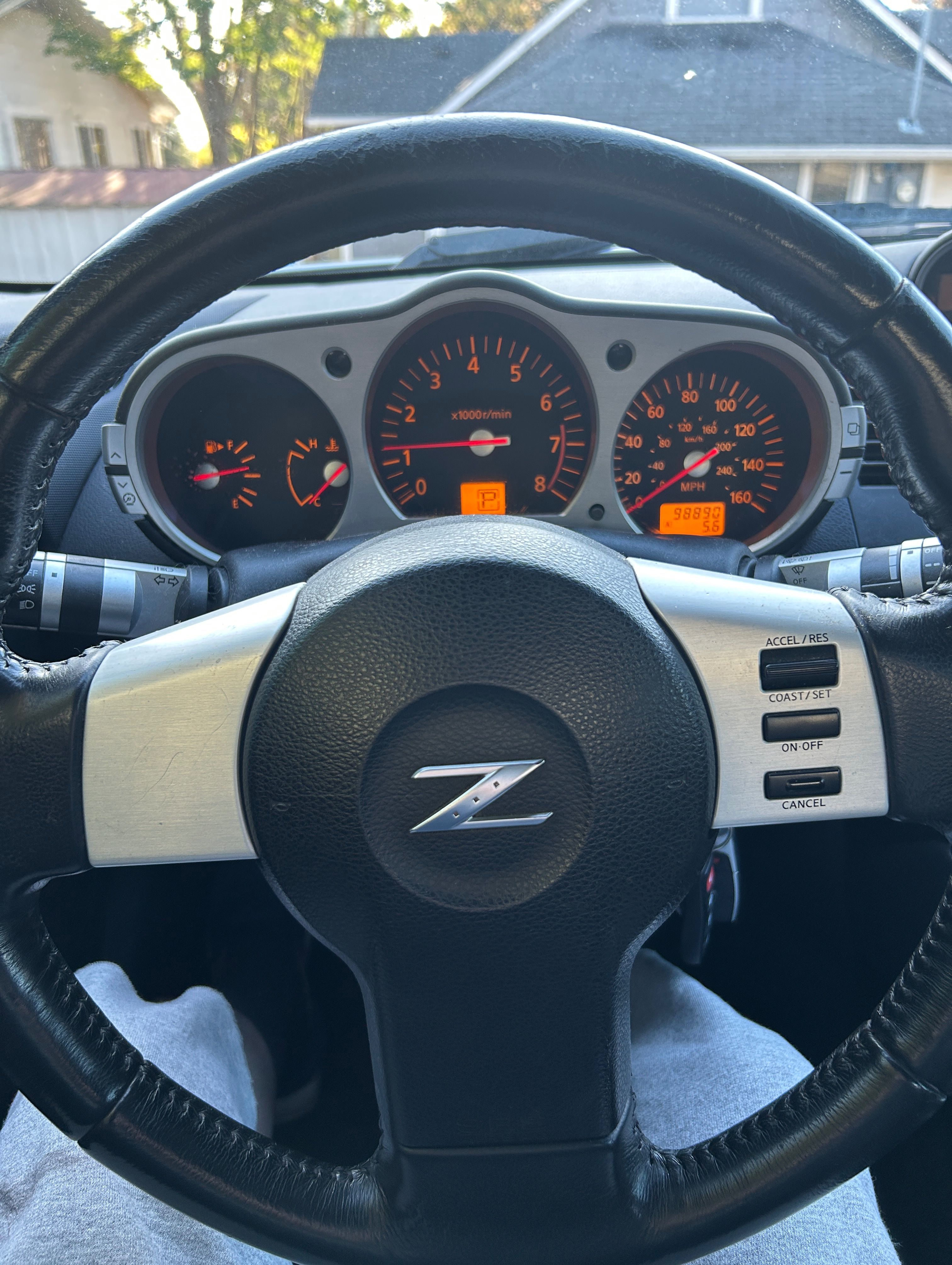 Used 2004 Nissan 350Z Enthusiast w/ Cargo Convenience Pkg RWD image 16