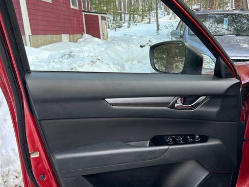 Used 2019 MAZDA CX-5 Sport image 17