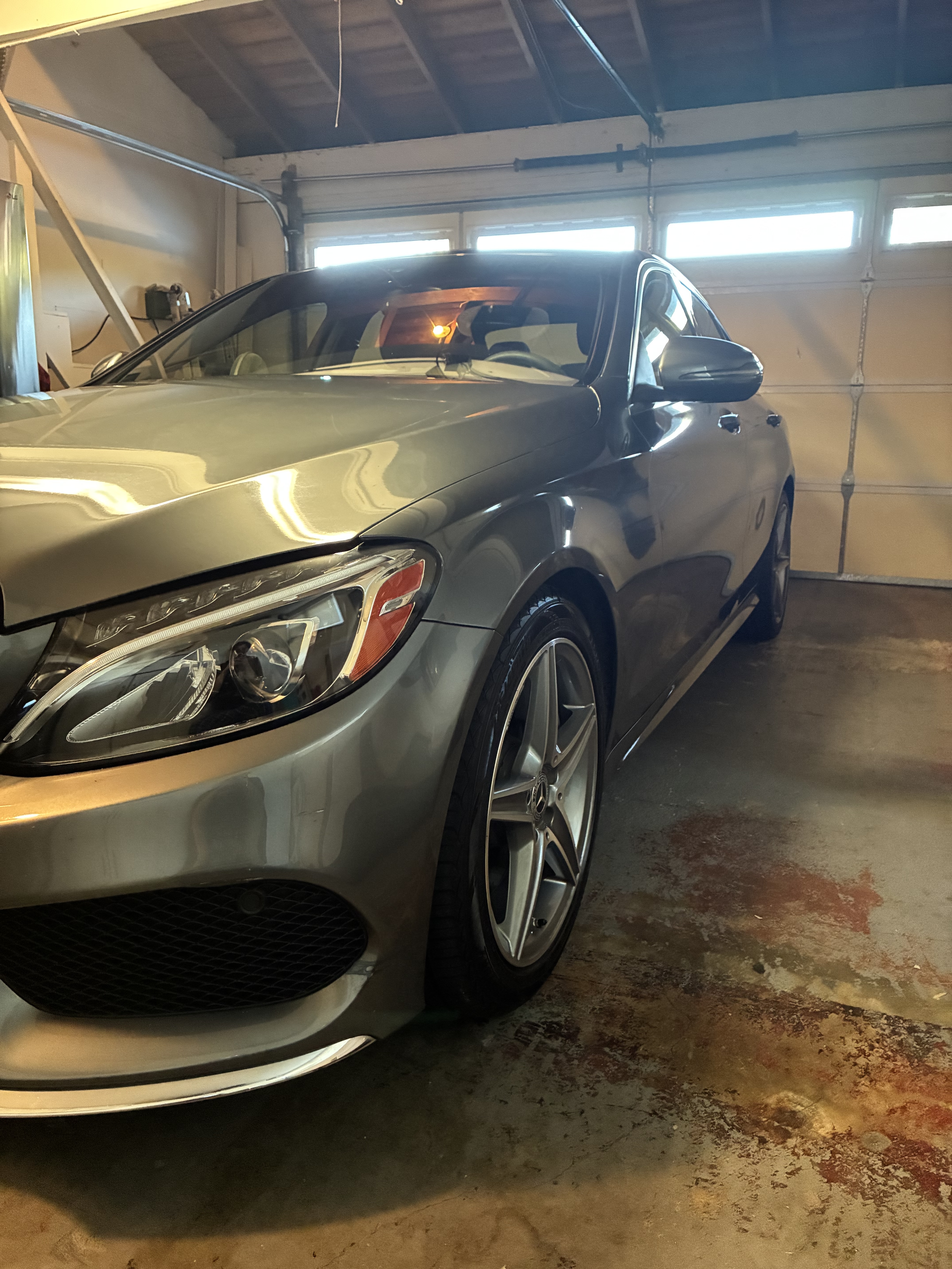 Used 2018 Mercedes-Benz C 300 Sedan image 2