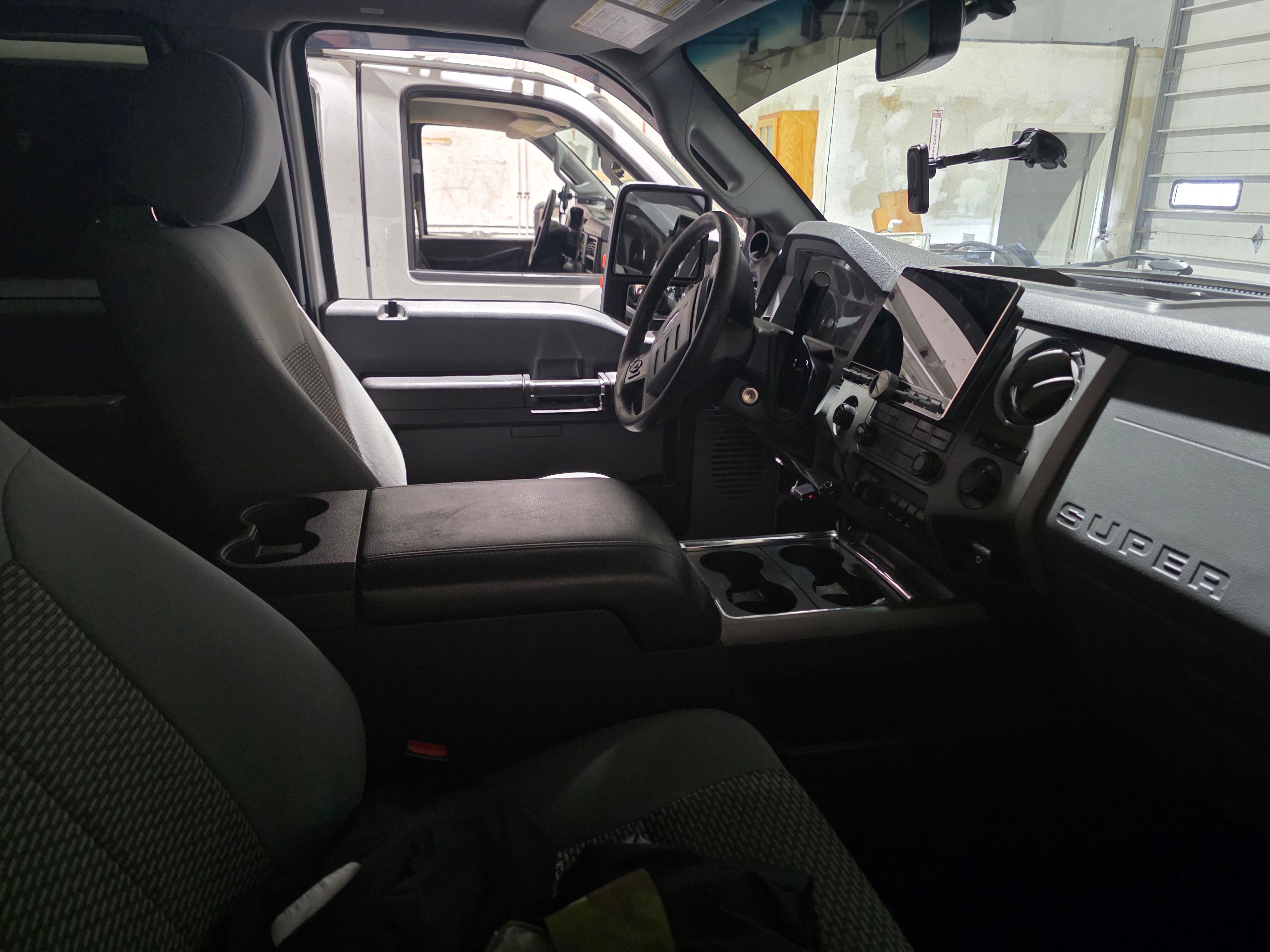Used 2012 Ford F350 XLT w/ XLT Premium Pkg AWD/4WD image 4