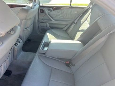 Used 2001 Mercedes-Benz E 430 Sedan image 5
