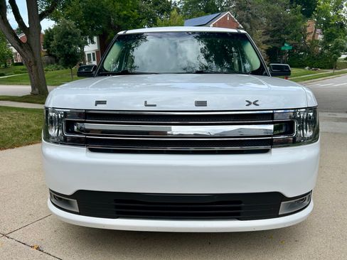 Used 2019 Ford Flex SEL w/ Equipment Group 202A AWD/4WD image 2