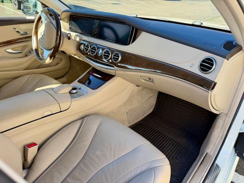 Used 2014 Mercedes-Benz S 550 Sedan image 8