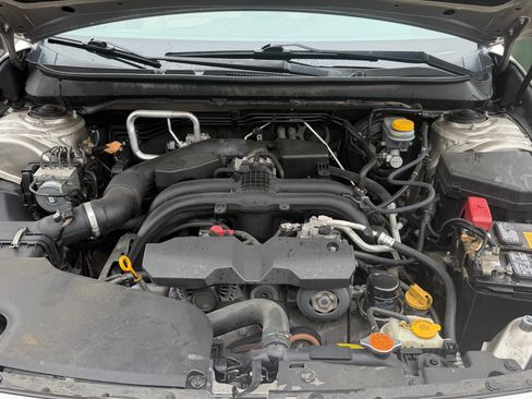 Used 2017 Subaru Outback 2.5i Premium image 4