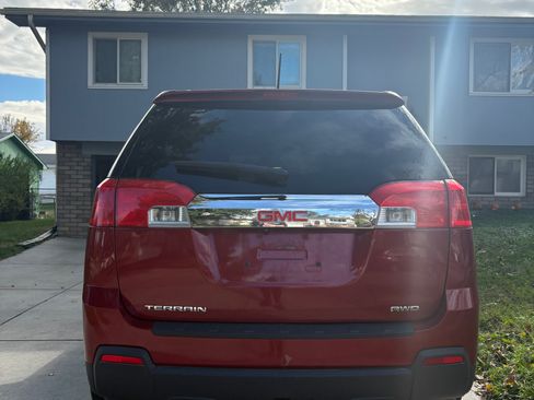 Used 2015 GMC Terrain SLE image 4