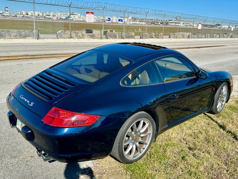 Used 2006 Porsche 911 Carrera S image 5