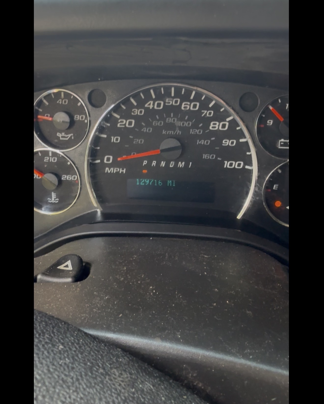 Used 2016 Chevrolet Express 2500 Extended RWD image 6