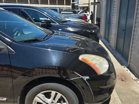 Used 2012 Nissan Rogue SV FWD image 11