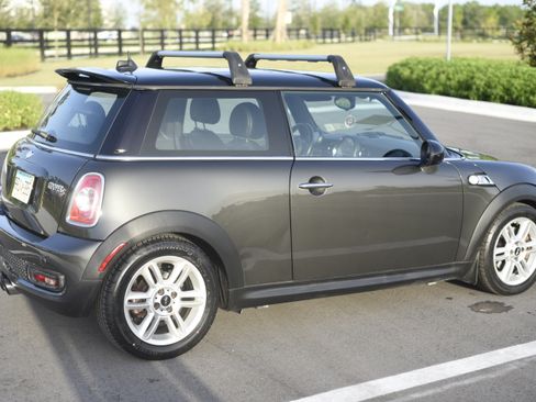 Used 2013 MINI Cooper S FWD image 5