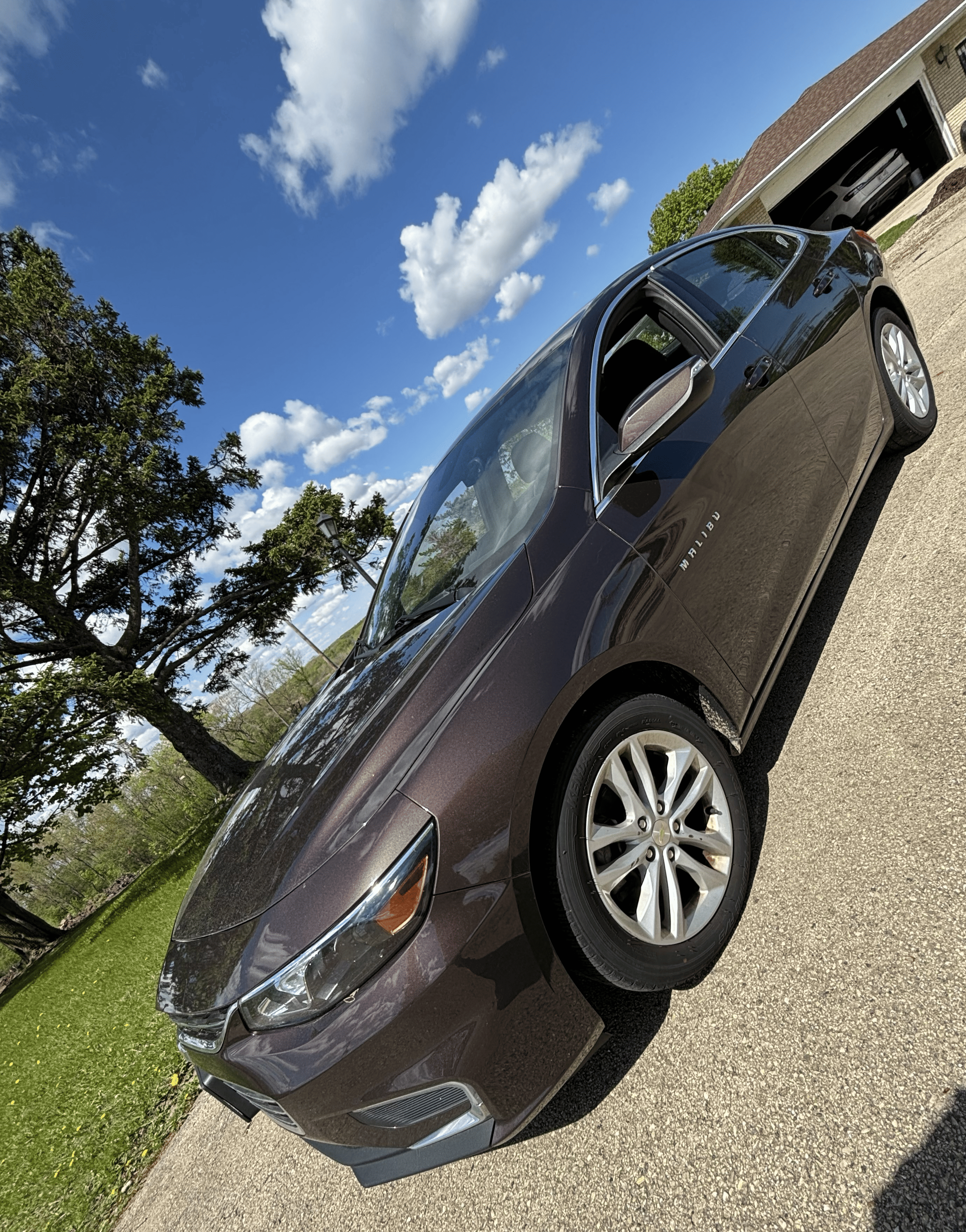 Used 2016 Chevrolet Malibu LT FWD image 9