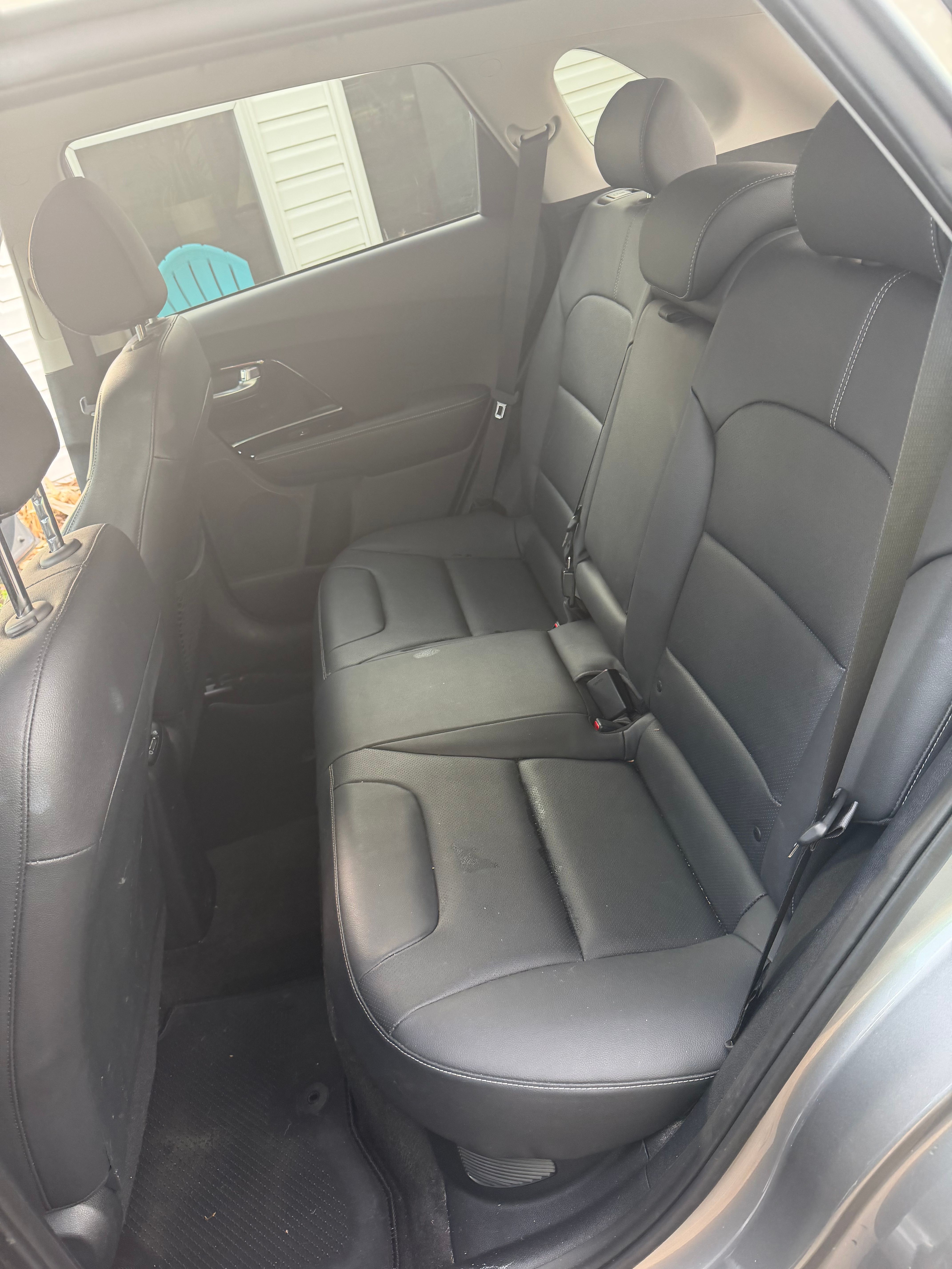 Used 2022 Kia Niro EX Premium FWD image 13