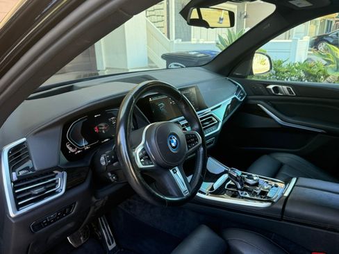 Used 2023 BMW X5 xDrive45e w/ Executive Package AWD/4WD image 12