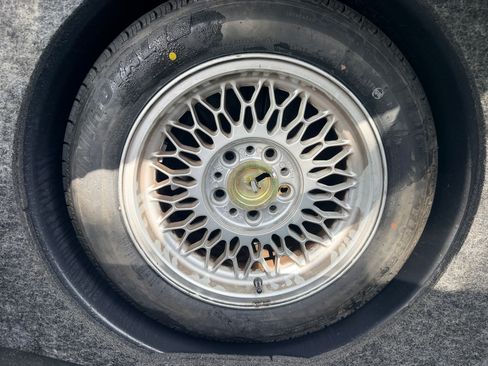 Used 1994 BMW 740i RWD image 9