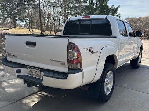 Used 2013 Toyota Tacoma PreRunner w/ TRD Sport Pkg image 11