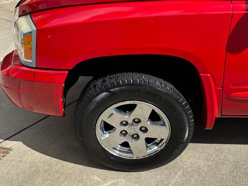 Used 2005 Dodge Dakota Laramie w/ Trailer Tow Group image 11