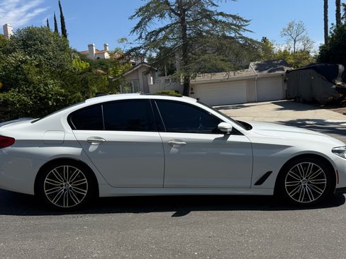 Used 2018 BMW 540i image 8
