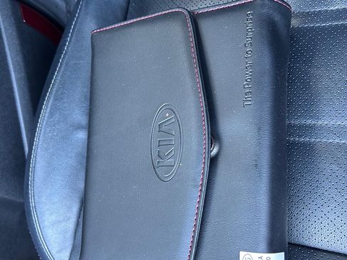 Used 2017 Kia Sorento FWD w/ LX Convenience Package image 17