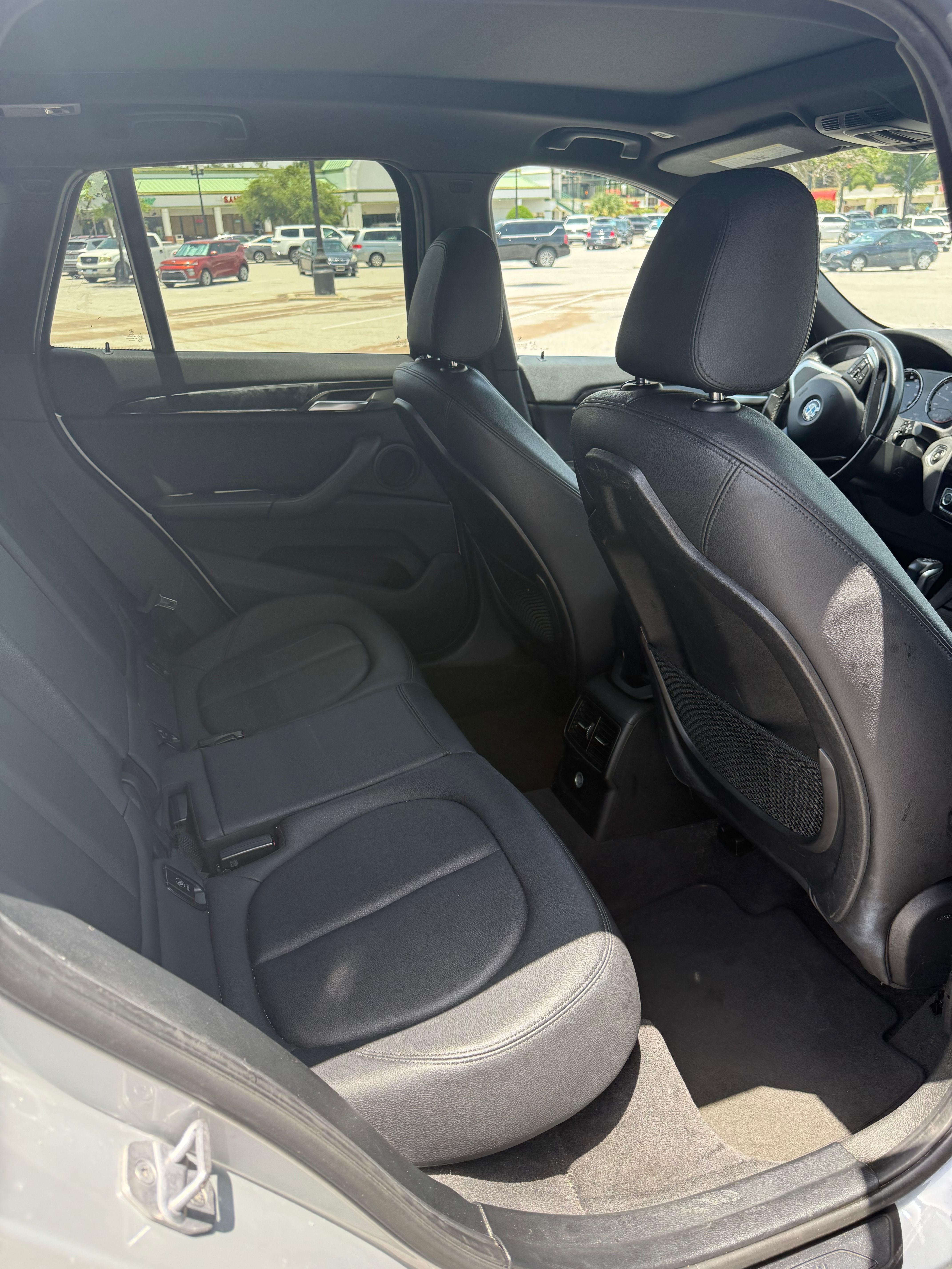 Used 2018 BMW X1 sDrive28i FWD image 11