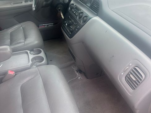 Used 2002 Honda Odyssey EX image 10