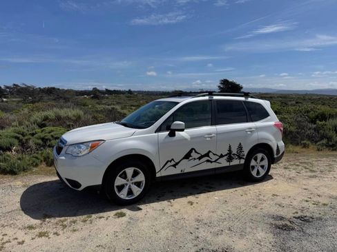 Used 2015 Subaru Forester 2.5i Limited w/ Popular Package #2 AWD/4WD image 6