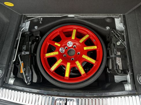 Used 2013 Porsche Cayenne Turbo w/ Sportdesign Pkg w/Side Skirts image 54