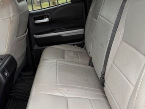 Used 2015 Toyota Tundra SR5 w/ SR5 Upgrade Package image 10