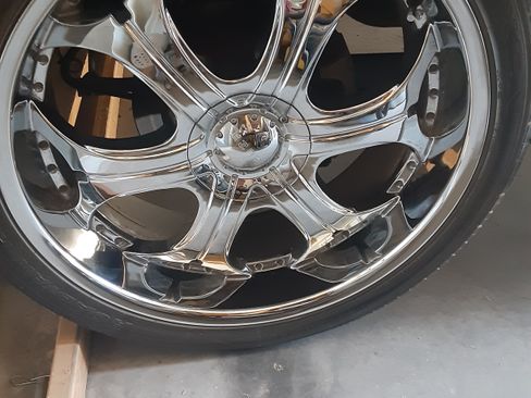 Used 2006 Cadillac Escalade EXT image 11