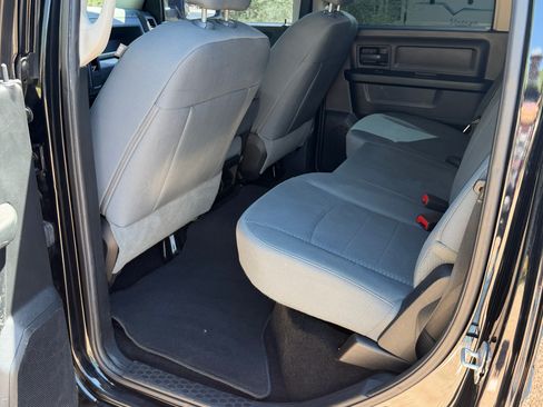 Used 2014 RAM 1500 Express AWD/4WD image 16