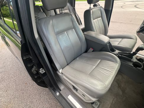 Used 2007 Chevrolet TrailBlazer LT RWD image 13