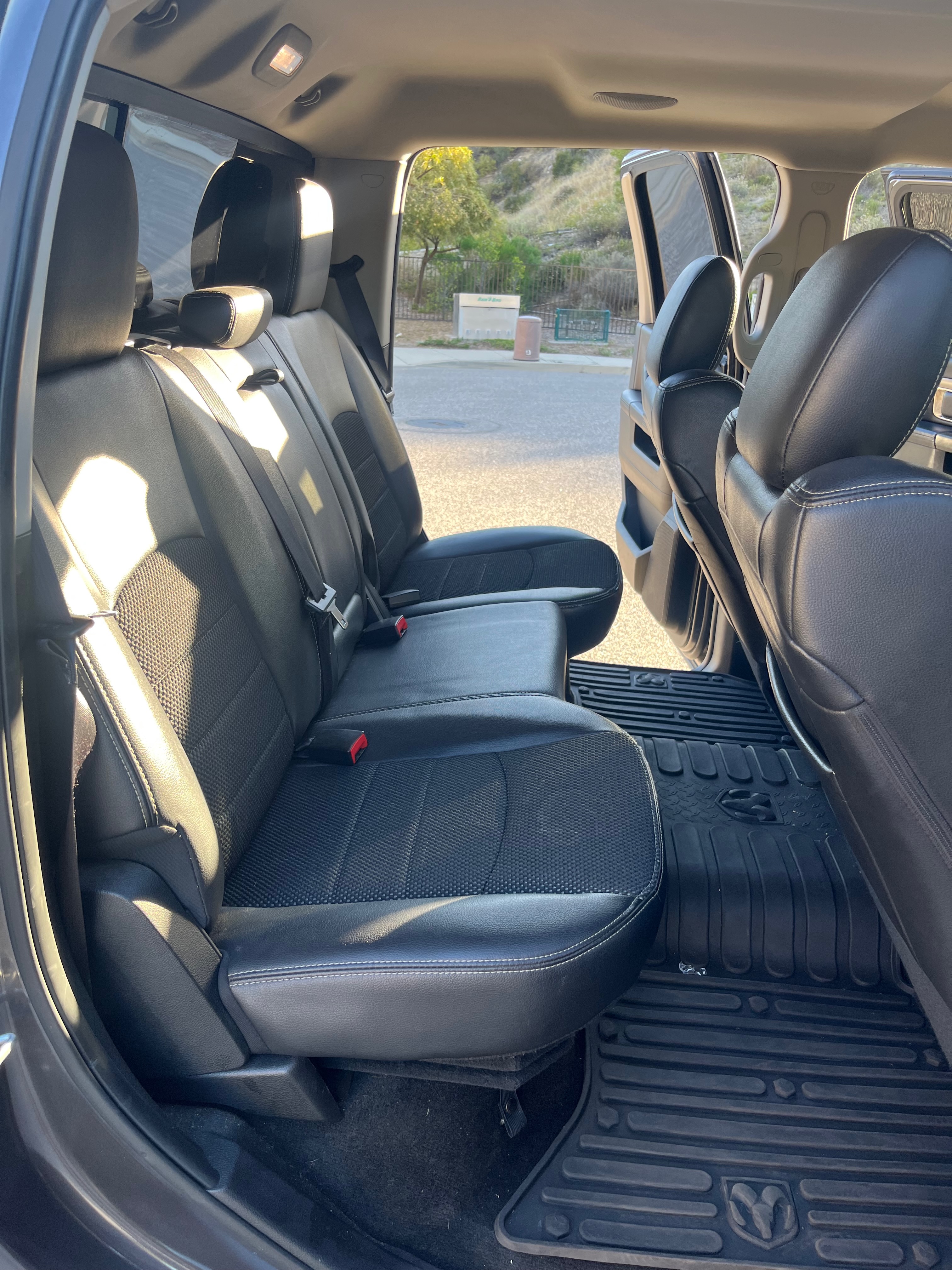 Used 2016 RAM 1500 Sport w/ Convenience Group RWD image 9