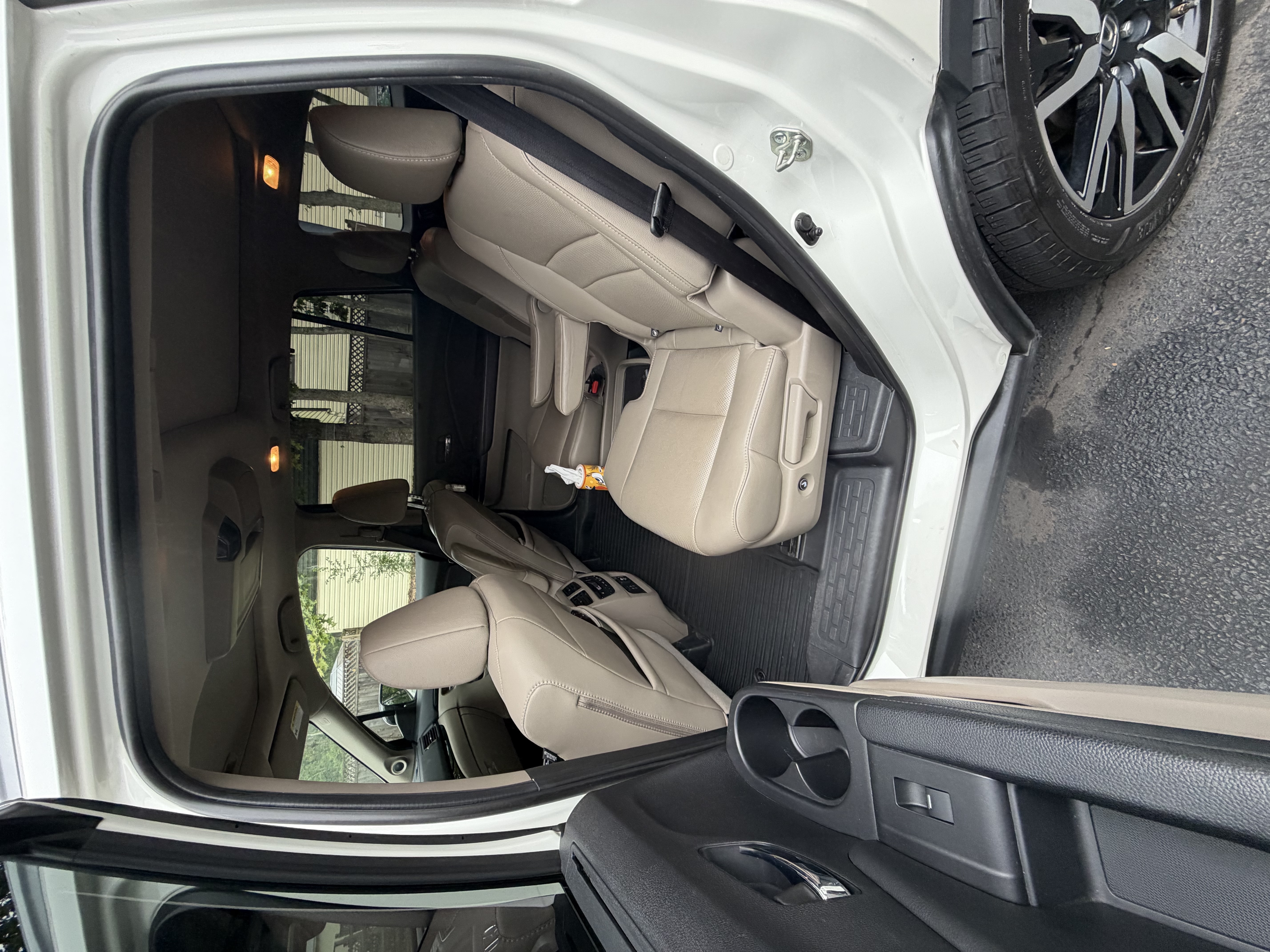 Used 2019 Honda Pilot Elite image 14