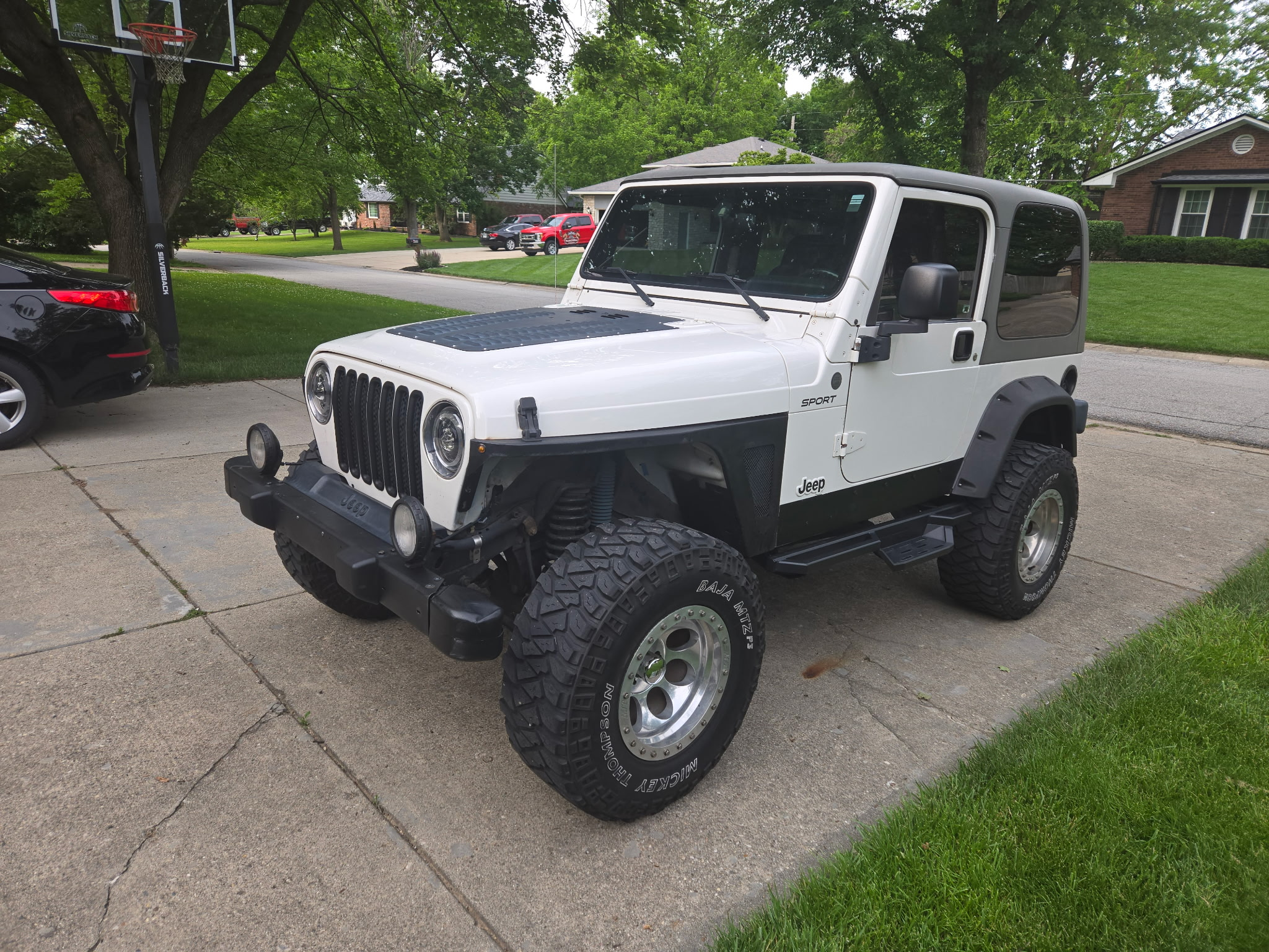 Used 2004 Jeep Wrangler 4WD w/ Ecco Tire & Wheel Group image 1