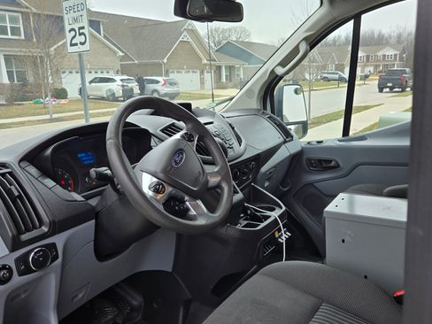 Used 2019 Ford Transit 150 130 Low Roof image 6