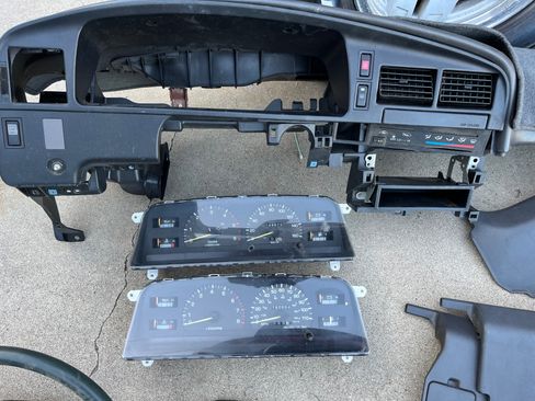 Used 1994 Toyota 4Runner SR5 image 10