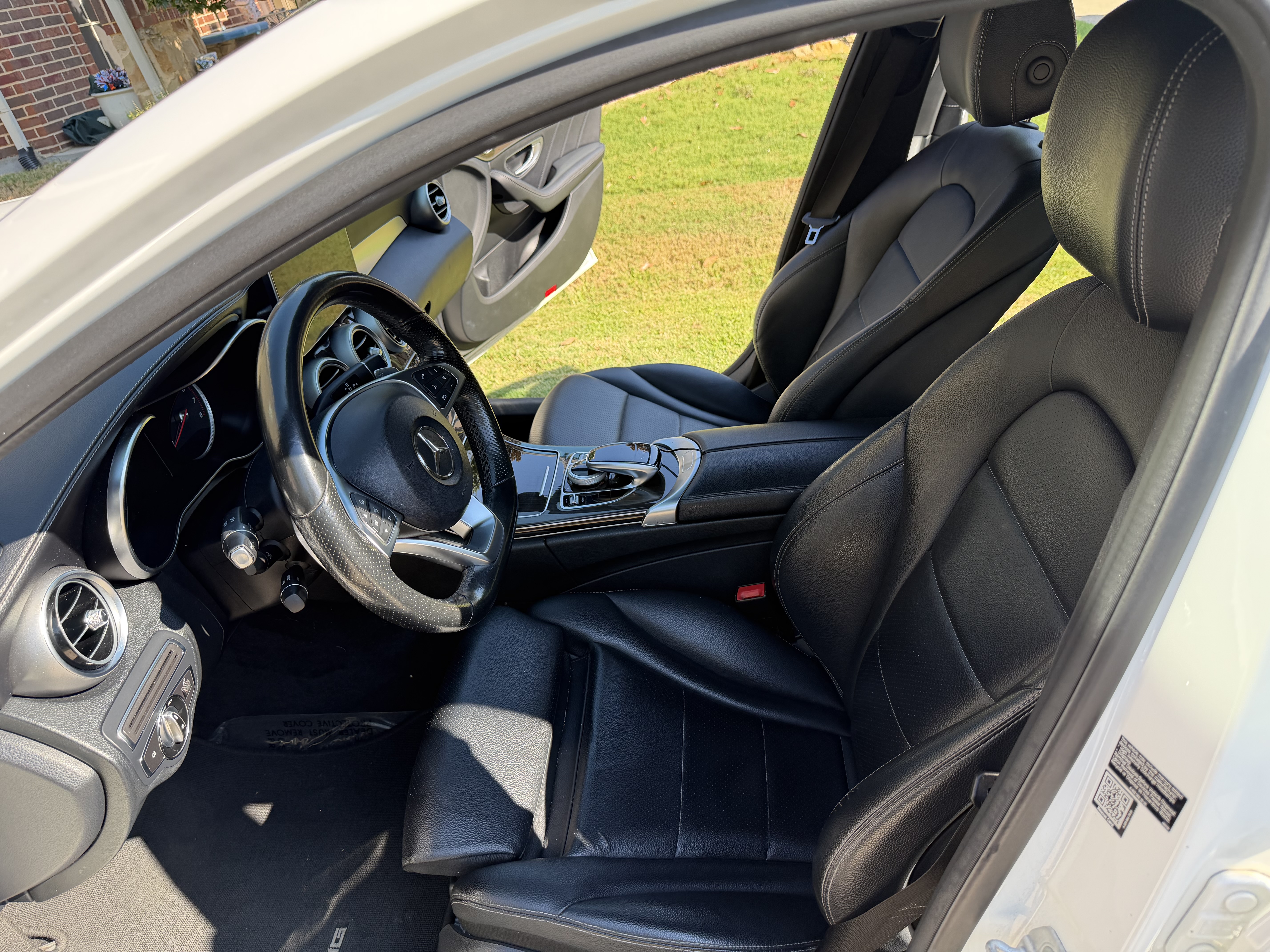 Used 2015 Mercedes-Benz C 400 4MATIC image 8