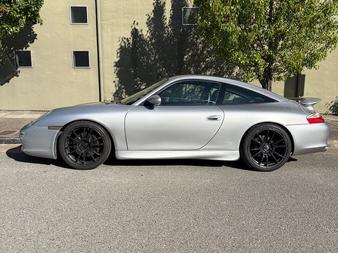Used 2003 Porsche 911 Targa RWD image 1