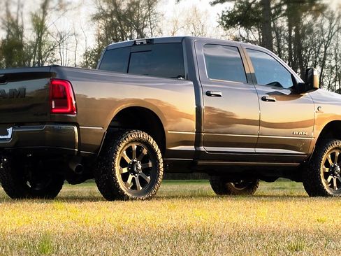 Used 2025 RAM 2500 Laramie image 8