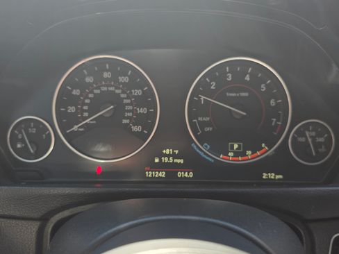 Used 2018 BMW 330i Sedan image 12